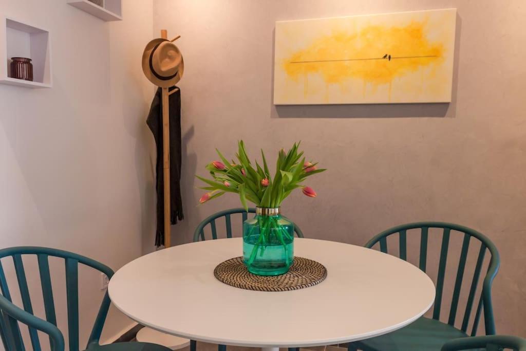Deluxe Urban 2Br Apt By Nat. Archaelogical Museum Atenas Exterior foto